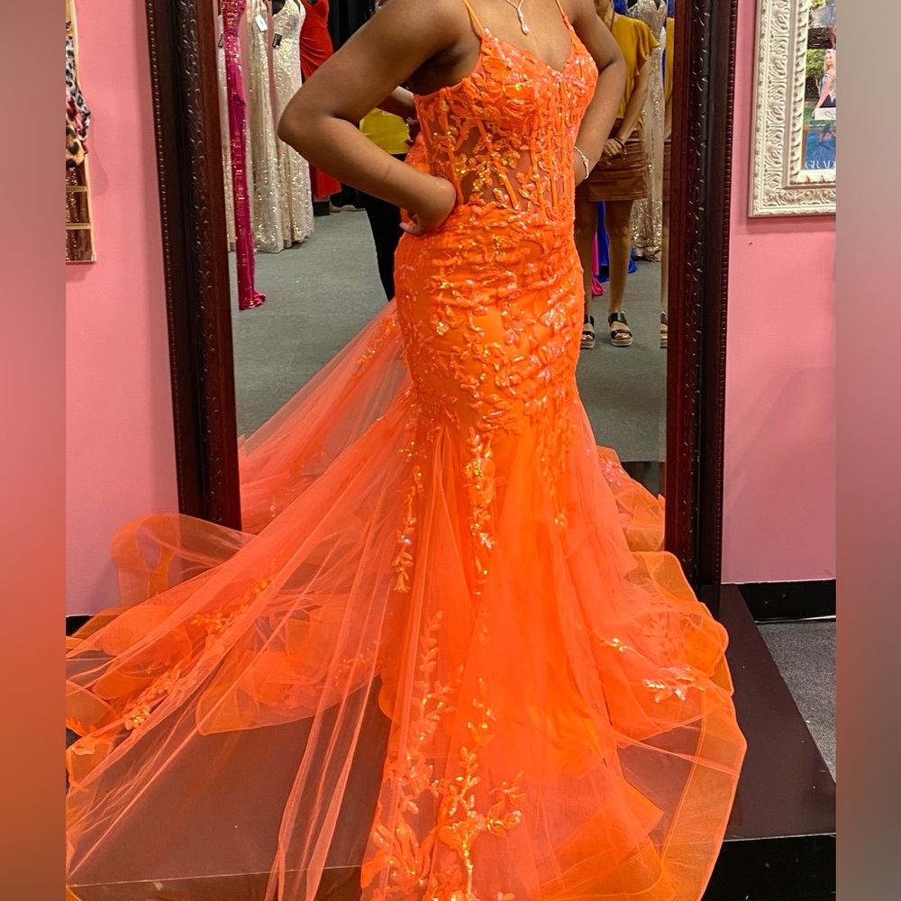 2024 prom dress can also be wore to any formal event.